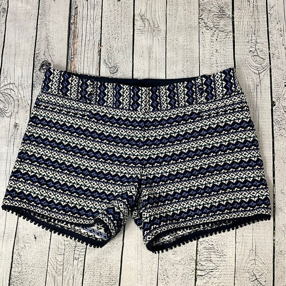 THE LIMITED Shorts